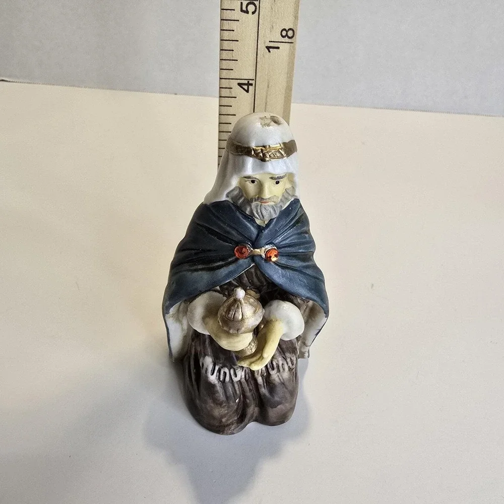 Nativity Set Porcelain Wiseman Figure Replacement Part Vintage
